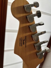 Elektronická gitara Fender - 4