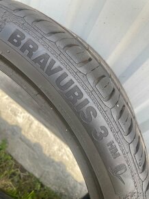 255/35 r20 letne - 4