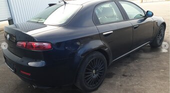 Alfa Romeo 159  2,2 JTS 16V Distinctive - 4