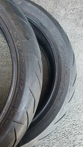 Predám sadu moto pneu 120/70R17 a 180/55R17 - 4