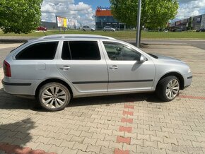 Škoda octavia 2 combi DSG - 4