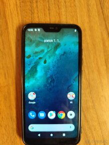 Xiaomi Mi A2 Lite s puzdrom, nabijackou a sluchatkami,64GB - 4