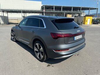 Audi E-tron 300kw - 4