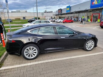 Tesla S 75, 2017 facelift - 4