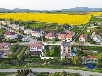 na predaj pozemok Svinná 561 m2 - 4