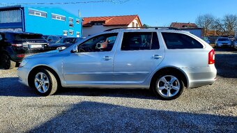 Škoda Octavia Combi 1.6 Tour II - 4