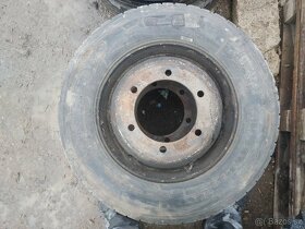 Pneu kola 215/75R17,5 - 4