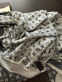 Louis Vuitton Monogram Denim Shawl - 4