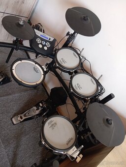 Bicie Roland TD-6 V-drums - komplet sada - 4