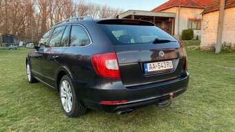 Skoda SuperB 2,0 tdi 103 kw - 4