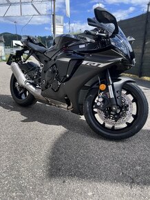 Yamaha YZF-R1 2024 - 4