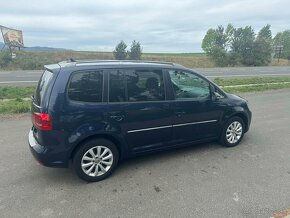 Volkswagen Touran 2.0 TDI Highline DSG 7 miestny - 4