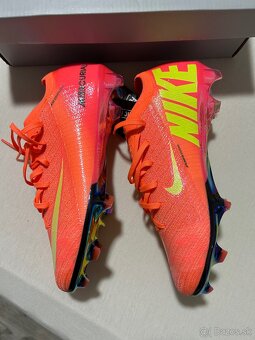 NIKE MERCURIAL COSMIC SPEED 2 - 4