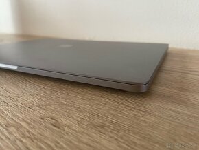 Apple MacBook Pro 16" Touch Bar A2141 2019 Space Grey - 4