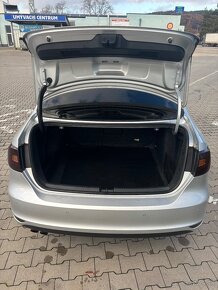 Volkswagen Jetta 2.0 TDI diesel - 4