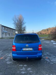 Volkswagen Touran 1.9 TDi - 4