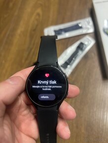 Samsung galaxy Watch 5.   44mm - 4