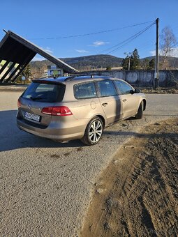 Volkswagen Passat Variant 1.6 TDI BMT Comfortline - 4