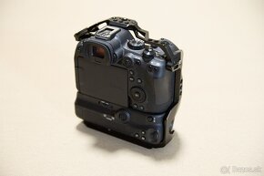 Canon R6 Mark II vrátane BG gripu a SmallRig klietky - 4