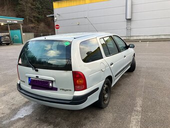 Renault megane kombi 1,6 benzin a lpg - 4