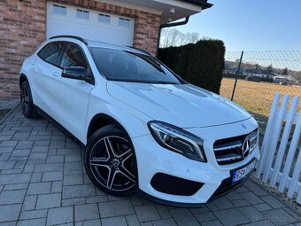 Mercedes-Benz GLA 220d A/T 4-Matic AMG Line - 4