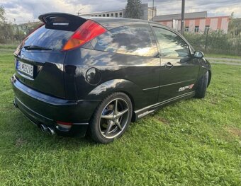 Predám Ford focus ST - 4