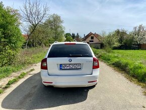 Škoda Octavia Combi 2.0 TDI 103kw DSG - 4