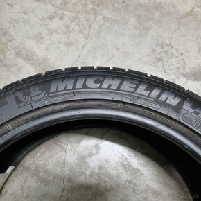 Zimné pneumatiky 215/45 R18 MICHELIN - 4