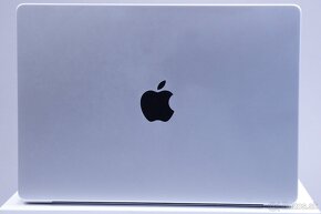 ZÁRUKA/Macbook Pro 14"/M1 MAX10 CPU/32 GPU)/32GB RAM/1TB SS - 4