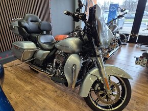 Harley-Davidson Ultra Limited one owner super price - 4