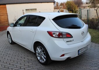 • MAZDA 3 2.0i, 110 kW, benzín, 6-st. manuál, r.v. 2012 • - 4