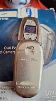 Samsung SGH-E330 - 4