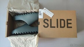 Yeezy Slides - Slate Marine, veľkosť 43/44 - 4