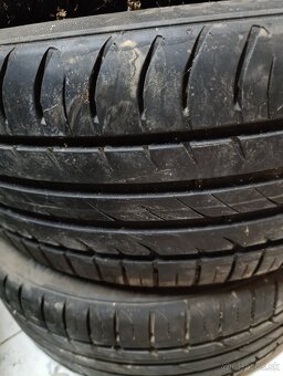 225/45r17 - 4