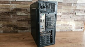 Multimediálny PC - i5-6600, RX580 8GB, SSD, 16G RAM - 4