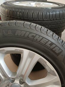 Land Rover 235/60 r18 - 5x108 8Jx18 ET45 - 4