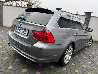 BMW Rad 3 Touring 330d xDrive A/T 180kw-245PS - 4