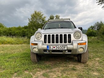 Jeep cherokee Kj  3.7 v6 4x4 - 4