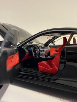 BMW M4 model 1:24 - 4