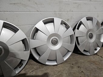 Puklice/Kryty Kolies AUDI 16", R16 - 4