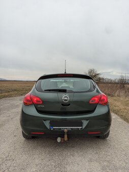 Opel Astra J 1.4 74KW - 4