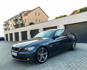 BMW E90 320d 120kw diesel sedan - 4