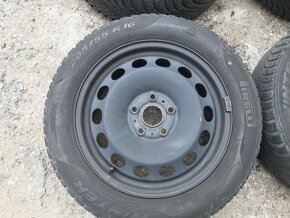 Zimna sada 5x112r16 obute 205/55r16 - 4