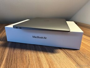 Apple Macbook Air M1 256GB 16GB RAM - 4