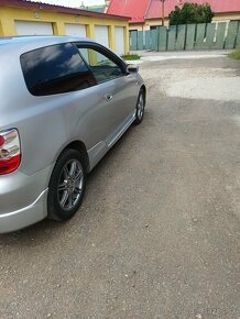 Honda civic 1.7 74kw - 4