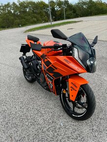 KTM RC - 4