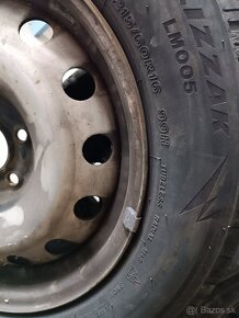 215/60 R16 zimné - 4