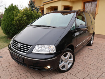 Volkswagen Sharan 2.0 TDI 08“ Highline 7- miest - - 4