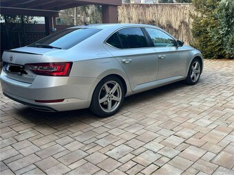 Škoda superb 2.0tdi 140kw Laurin&Klement - 4