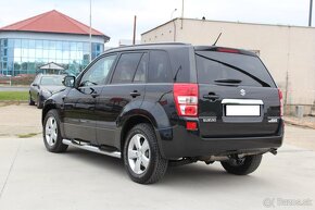 Suzuki Grand Vitara 1.9 DDiS JLX-ES - 4